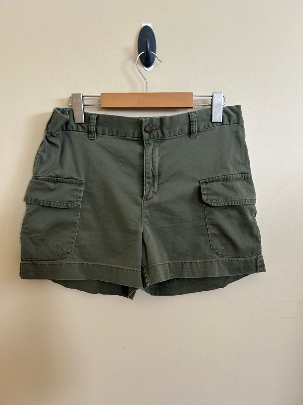 Joe Fresh Olive Cargo Shorts with Elastic waistband